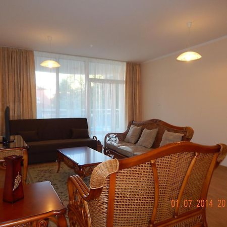 Oasis Suites Apartments And Studios Ravda Szoba fotó
