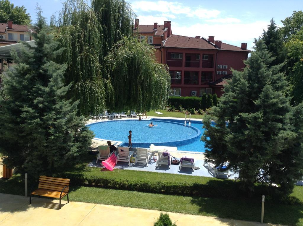 Oasis Suites Apartments And Studios Ravda Kültér fotó