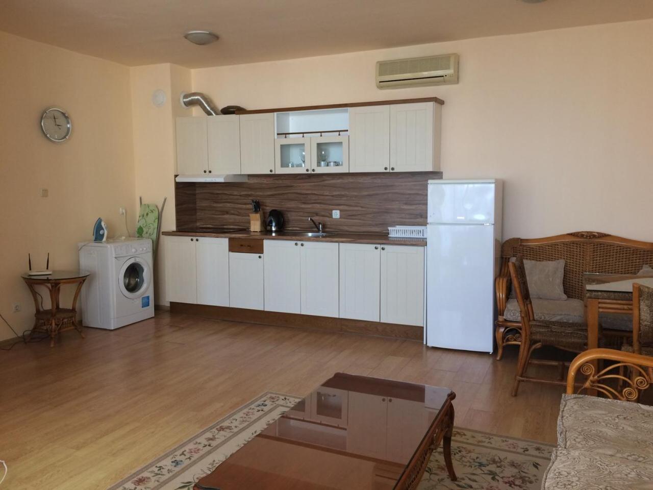 Oasis Suites Apartments And Studios Ravda Kültér fotó